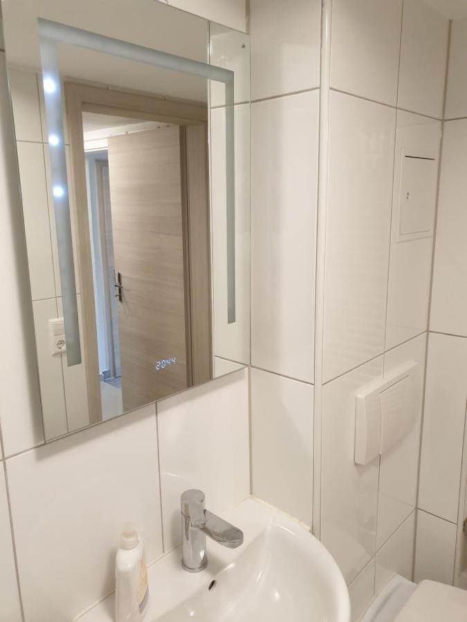 Moderne Einliegerwohnung Amara - Friedrichshafen Am Bodensee Εξωτερικό φωτογραφία